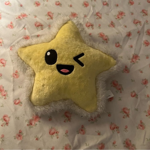 Barkbox Pawticipation Star Toy - Picture 2 of 4